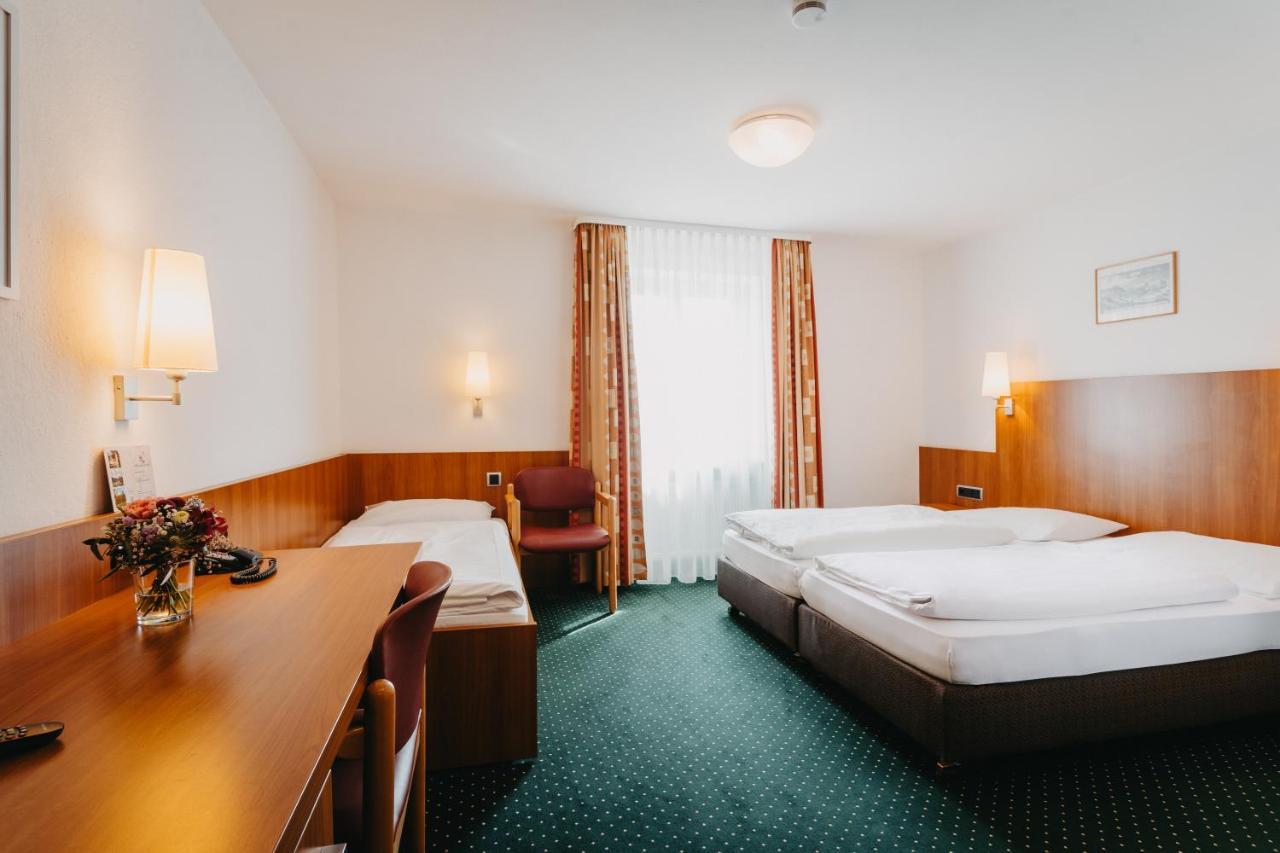 Hotel Hirschenwirt à Eichstätt Extérieur photo