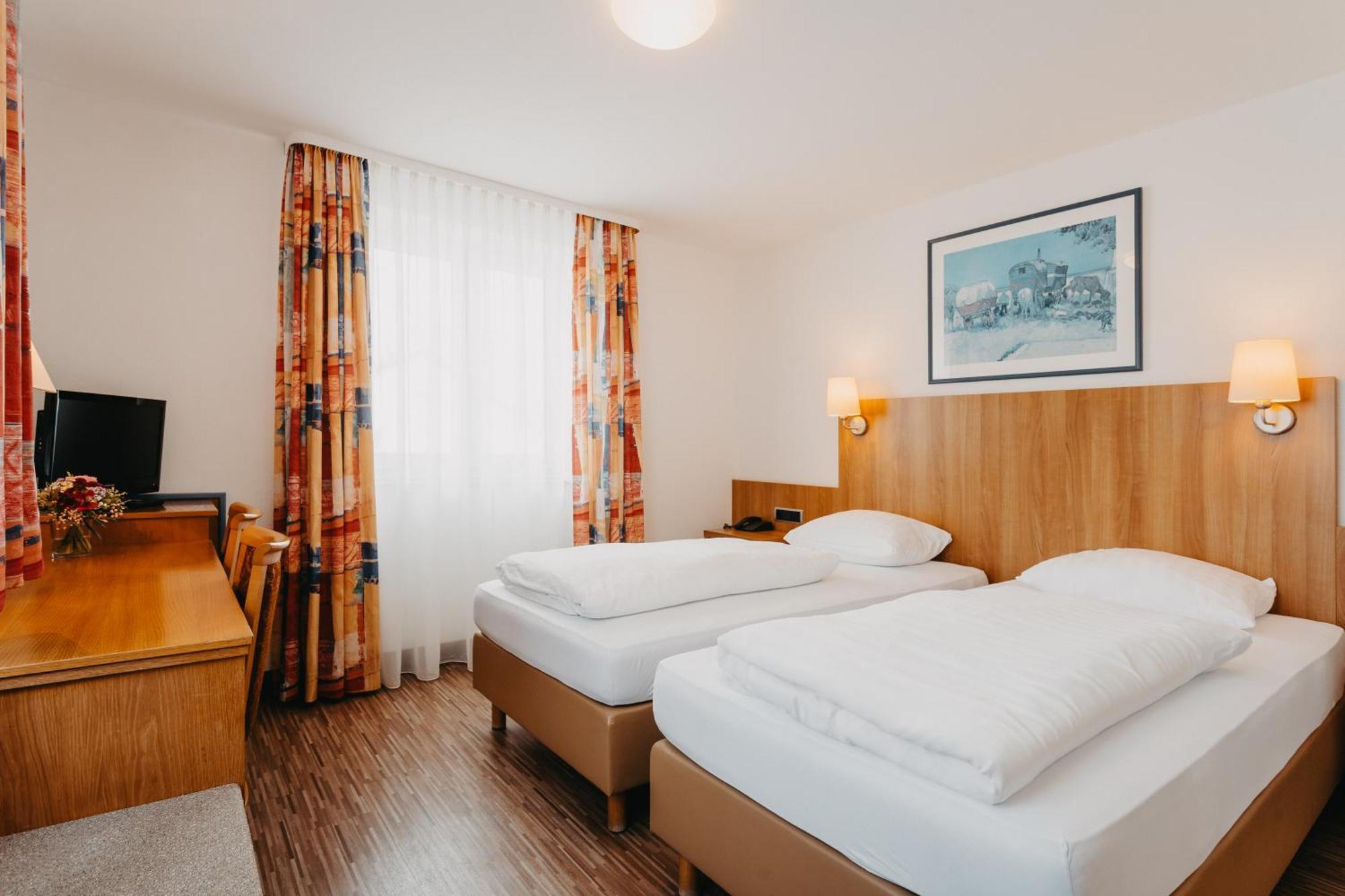 Hotel Hirschenwirt à Eichstätt Extérieur photo