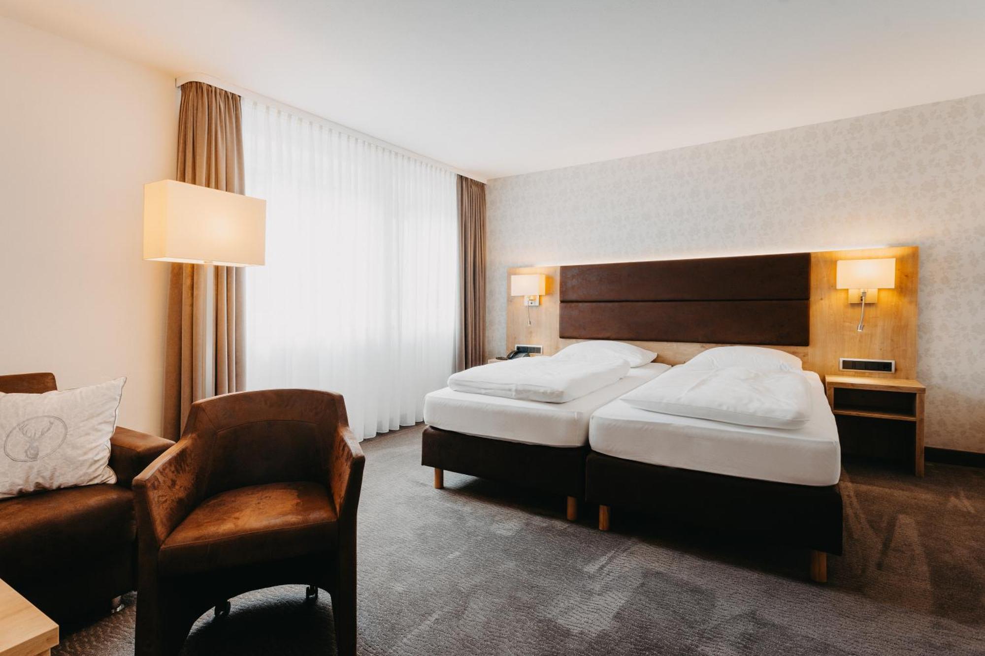 Hotel Hirschenwirt à Eichstätt Extérieur photo