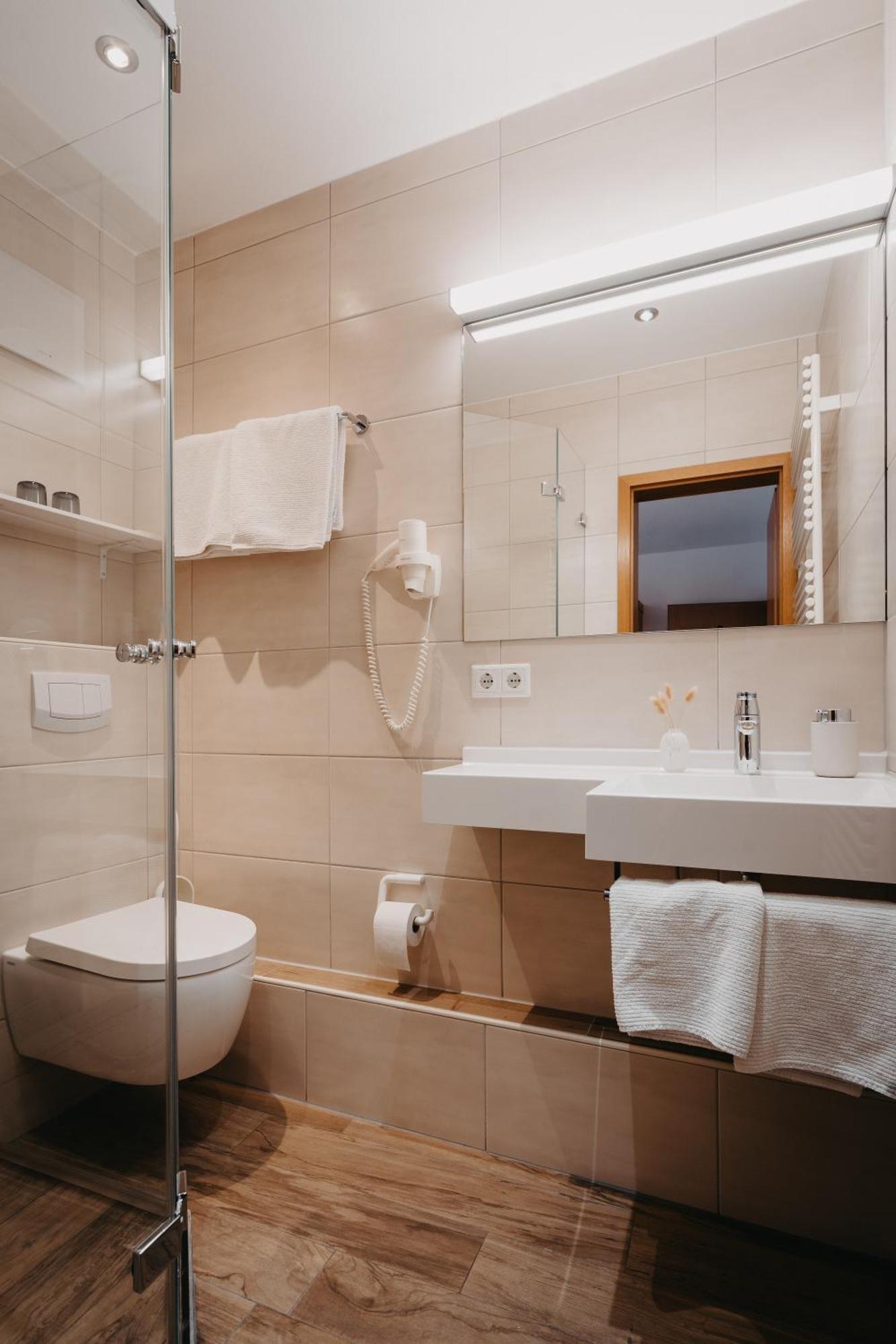 Hotel Hirschenwirt à Eichstätt Extérieur photo